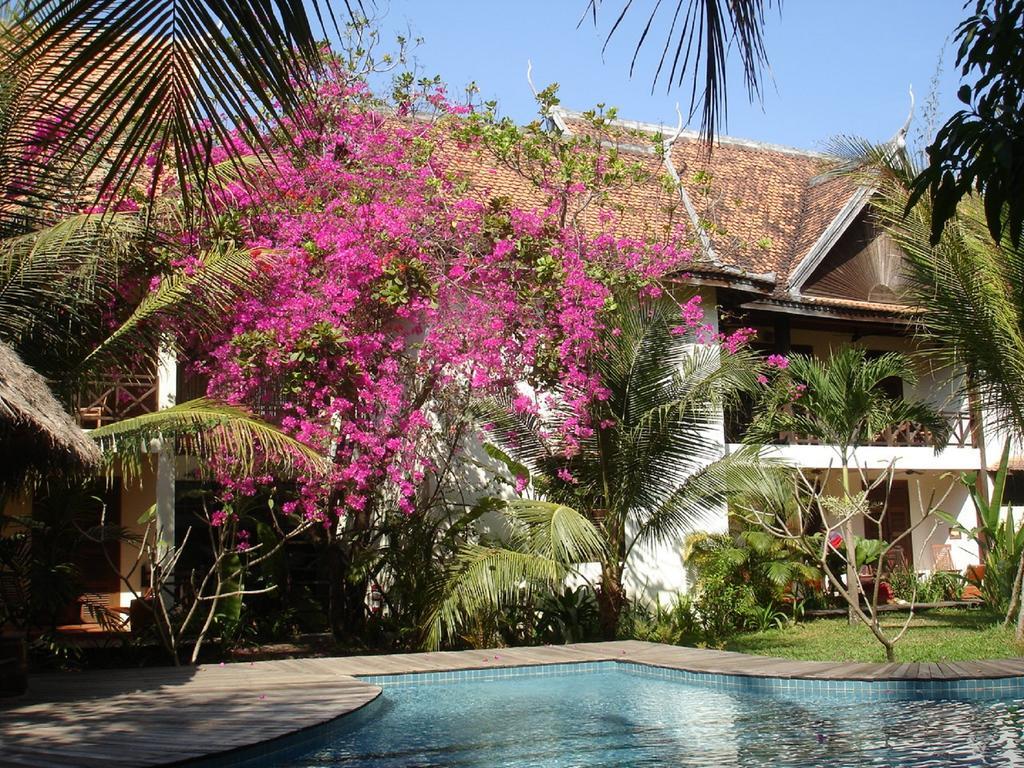 Mysteres D'Angkor Siem Reap Lodge Esterno foto