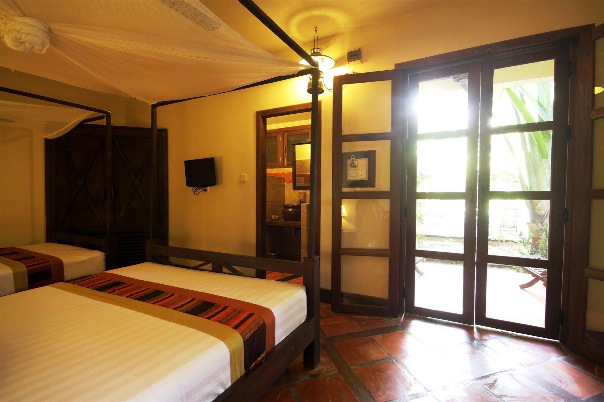 Mysteres D'Angkor Siem Reap Lodge Esterno foto
