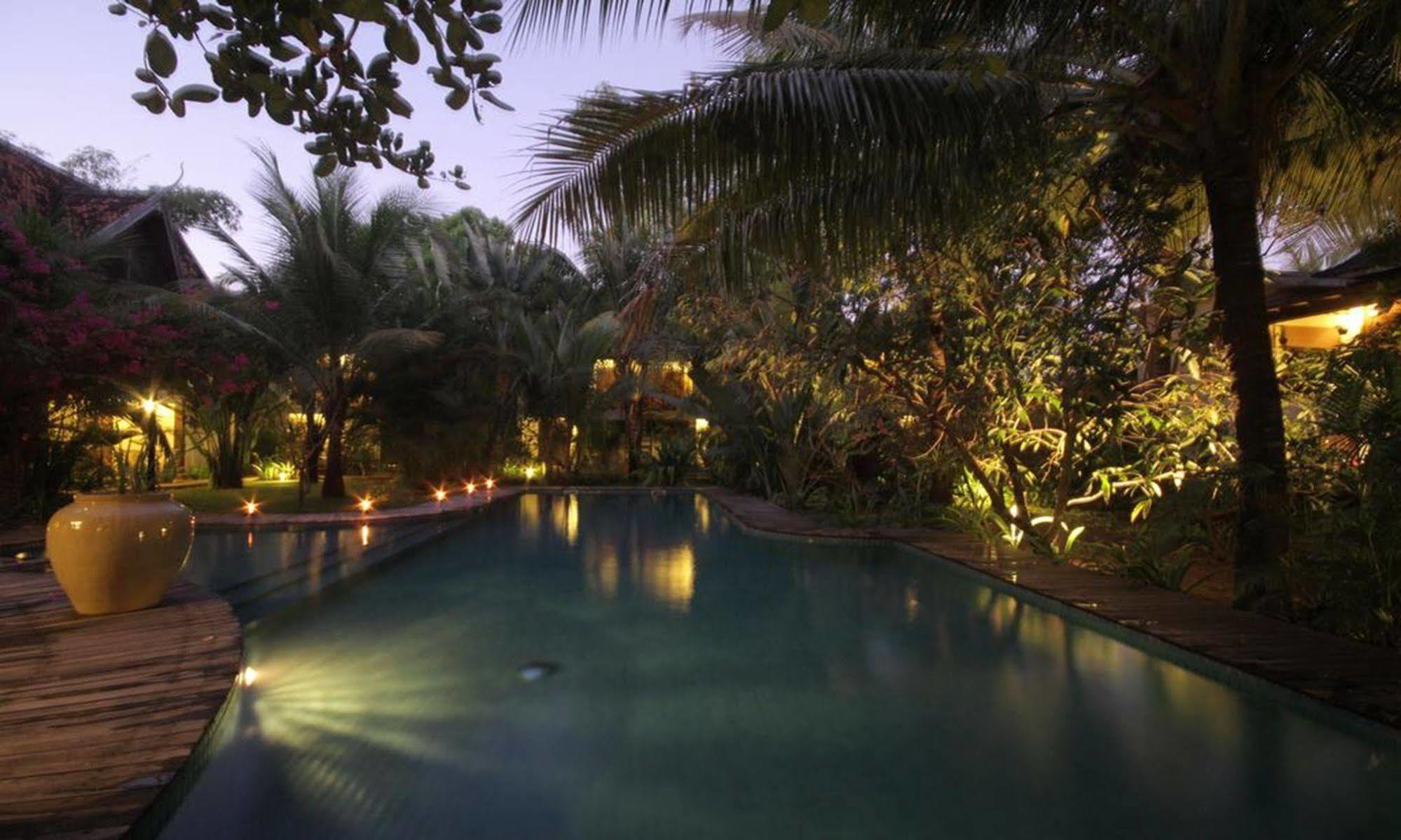 Mysteres D'Angkor Siem Reap Lodge Esterno foto